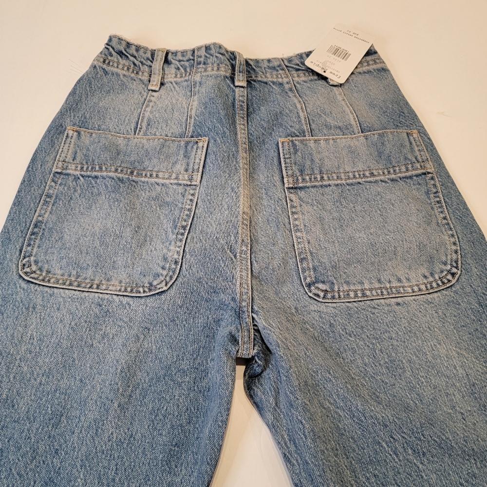 Free People Marion High Waisted Patch Back Pocket Jeans Size 26 NEW! - Picture 14 of 16